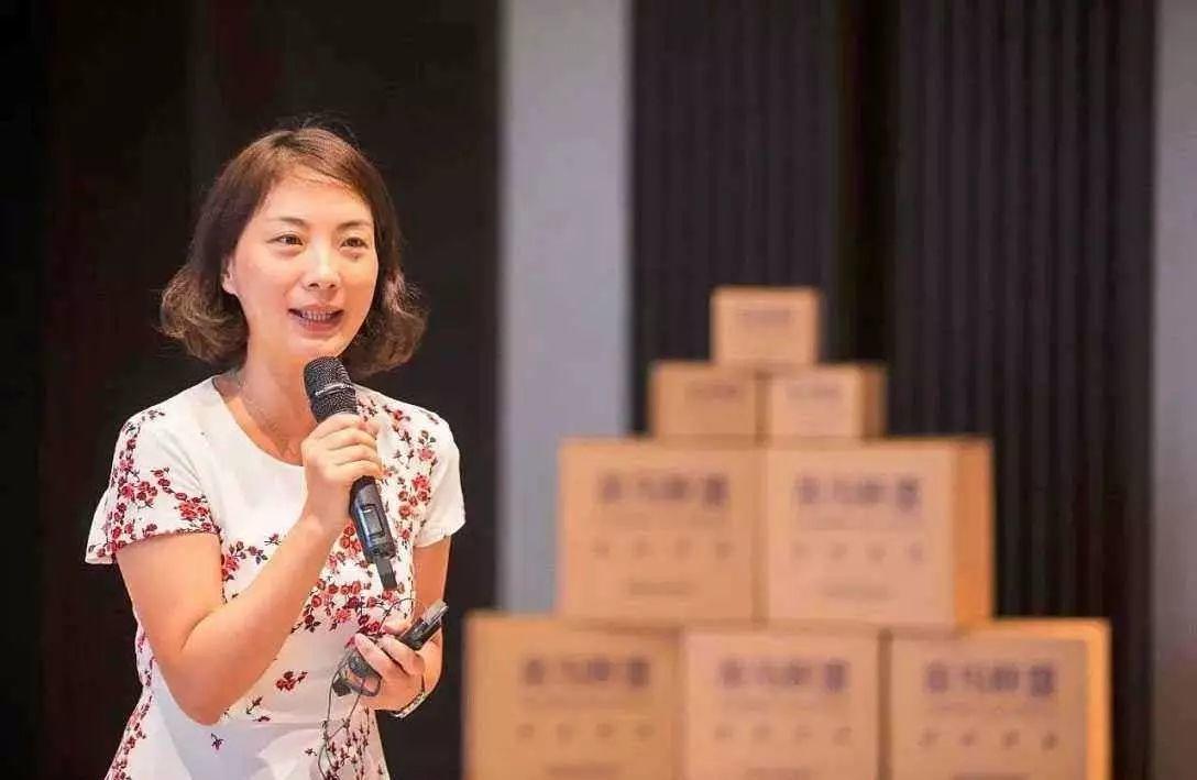 阿里巴巴传奇前台童文红如何从月薪2000到身家过亿